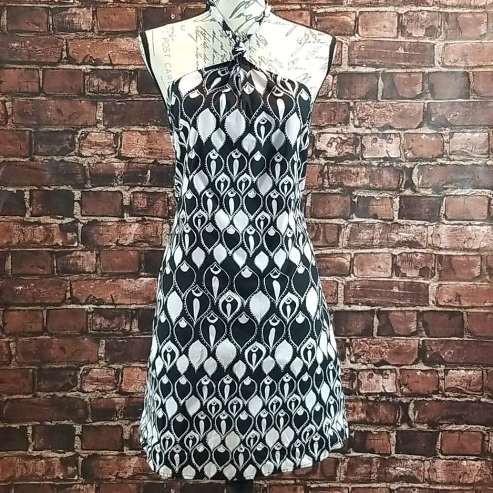 Old Navy black and white dress